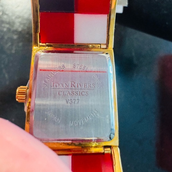 NWT  Joan Rivers patriot July 4th red white blue bracelet watch